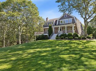 22 Old Trail Rd, Water Mill, NY 11976