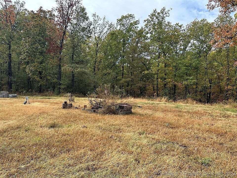 2nd image of 28555 S 576th Rd