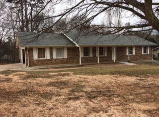 3071 Browns Bridge Rd, Gainesville, GA 30504