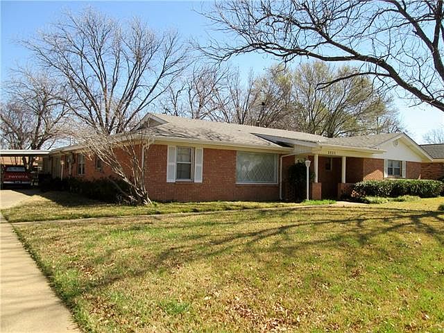 1st image of 6921 Chippendale Dr
