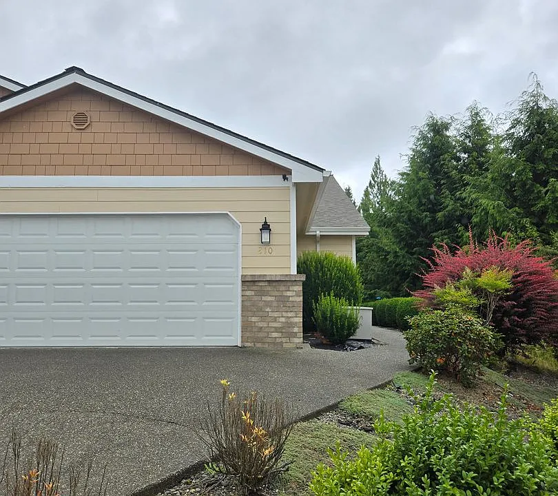 210 Brant Ln
