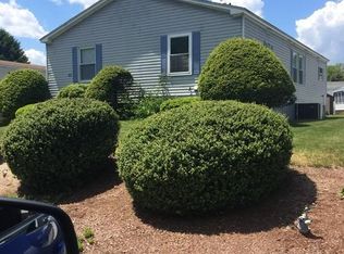 83 Narragansett Dr, Plymouth, MA 02360