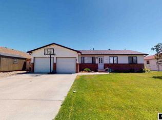 1917 E J St, Torrington, WY 82240