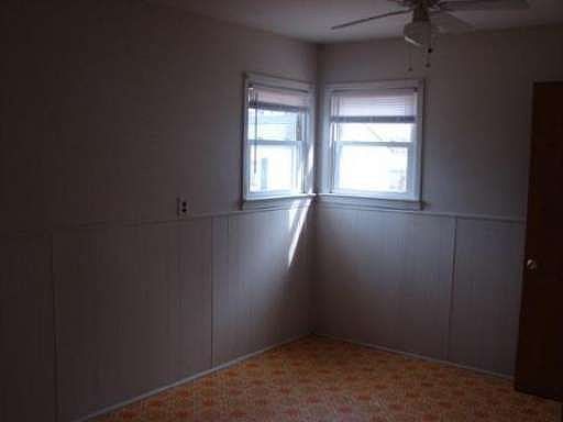 5th image of 25134 Cole St