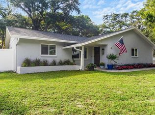 5761 72nd St N, Saint Petersburg, FL 33709
