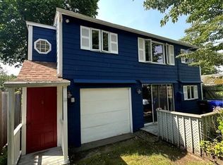 58 Beach St, Warren, RI 02885