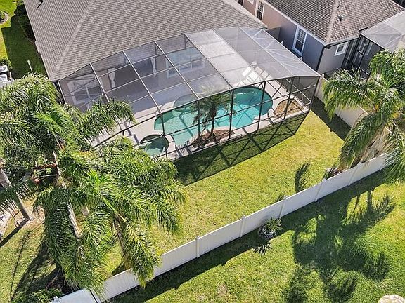 2nd image of 1658 Swallowtail Ln