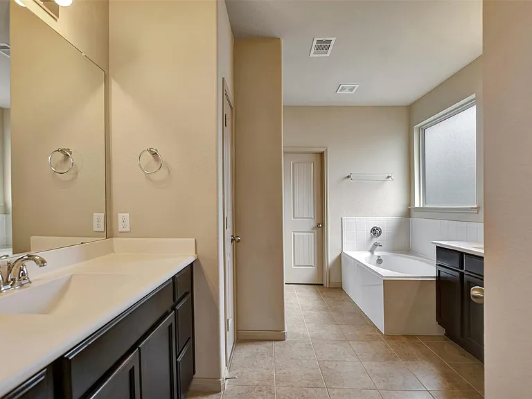 11413 W Woodmark — Photo 28
