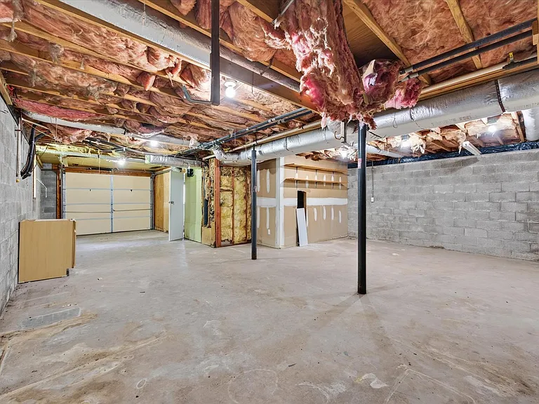 607 Granger Ln — Photo 29