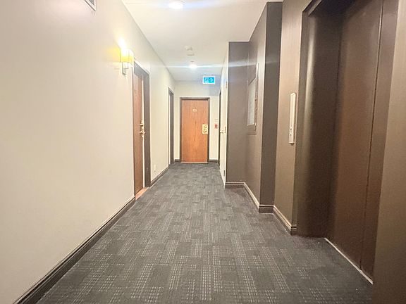 3rd image of 135 Maitland St S #204