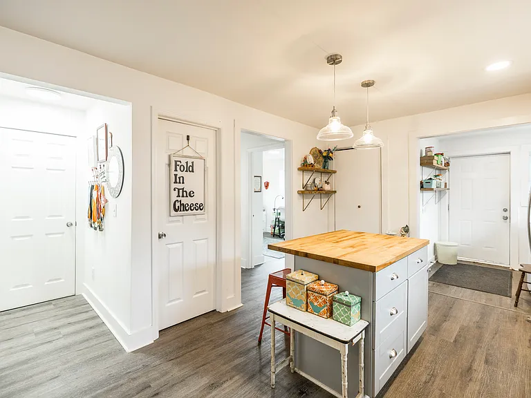 248 Morrison St — Photo 14
