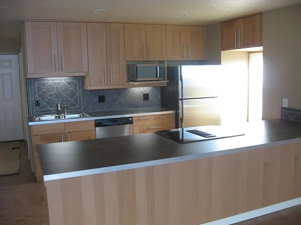 4 Touchstone Ter Unit 80, Lake Oswego, OR 97035