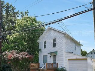 1819 E Walnut St, Columbus, OH 43205