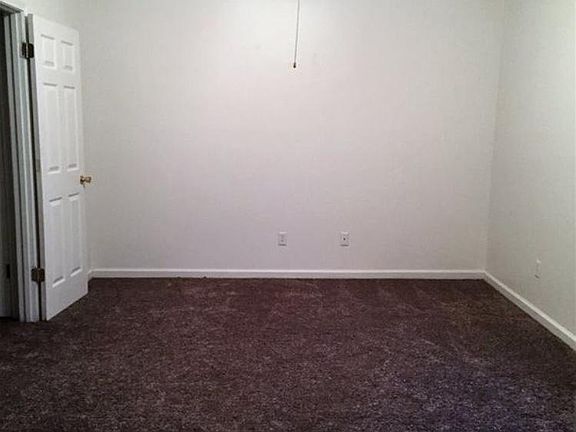 5th image of 4566 Columbia Woods Ln