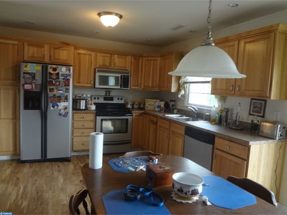 2nd image of 307 Cayuga Trl