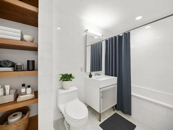 1113 York Avenue image 6 of 16