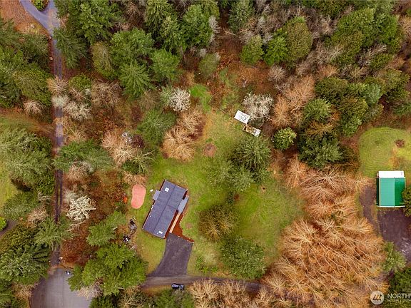 5th image of 3643 SE Engledow Lane