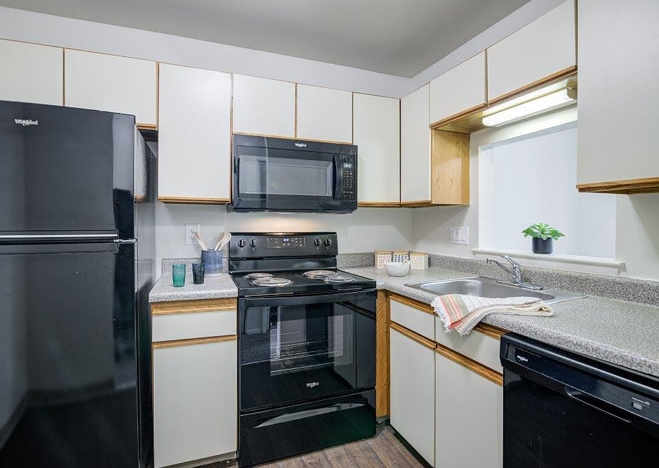 Tory Estates Apartment Homes 1801 Broadacres Dr Clementon NJ Zillow