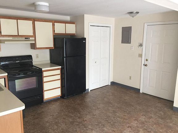 5th image of 6826 Plaza Dr APT 11