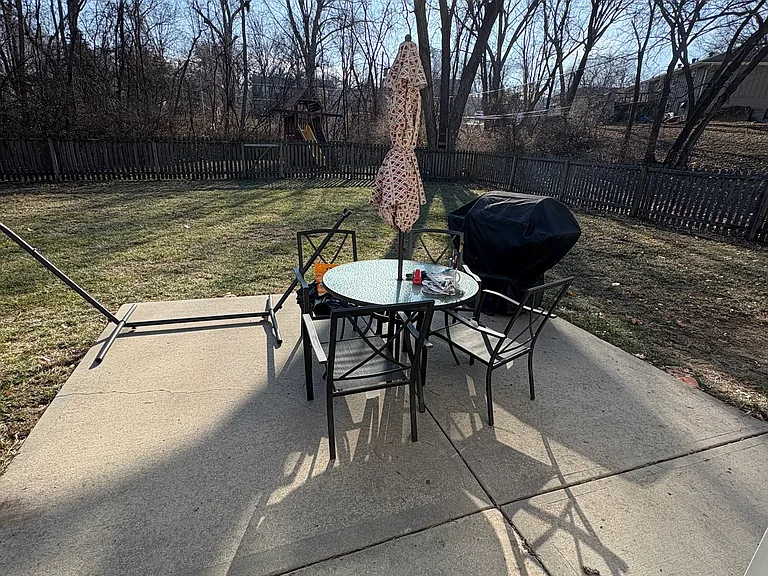 Johnson Dr — Photo 9