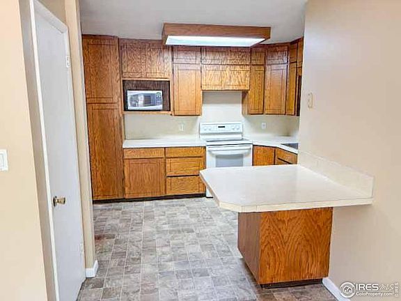 3rd image of 119 King Ave