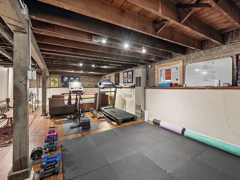 4334 N Mason Ave — Photo 28