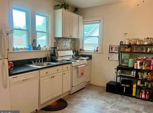 314 W 4th St, Palmyra, NJ 08065