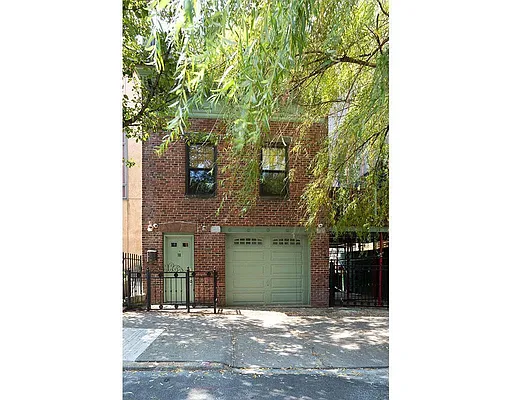 Rented by Brooklyn Group | media 9