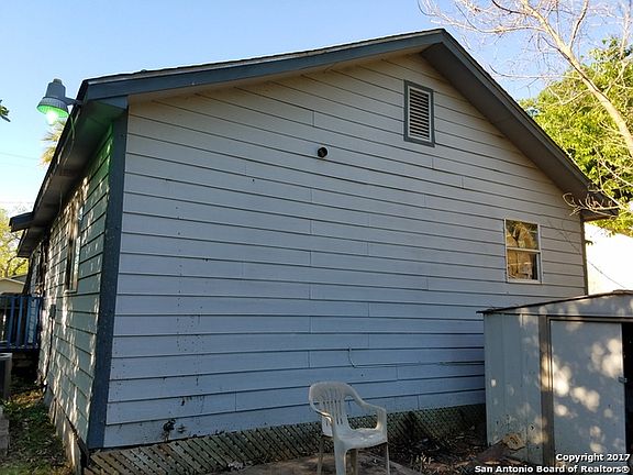 4th image of 807 Saldana St