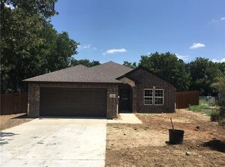 614 Midway St, Seagoville, TX 75159