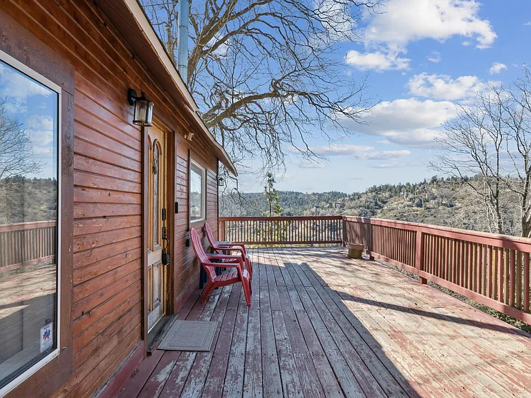 1171 N Grass Valley Rd — Photo 35