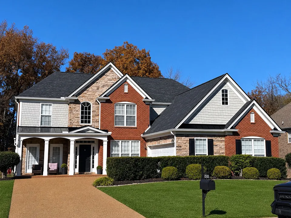 1511 Red Oak Dr