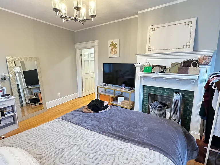 100 Linden St #6 — Photo 7