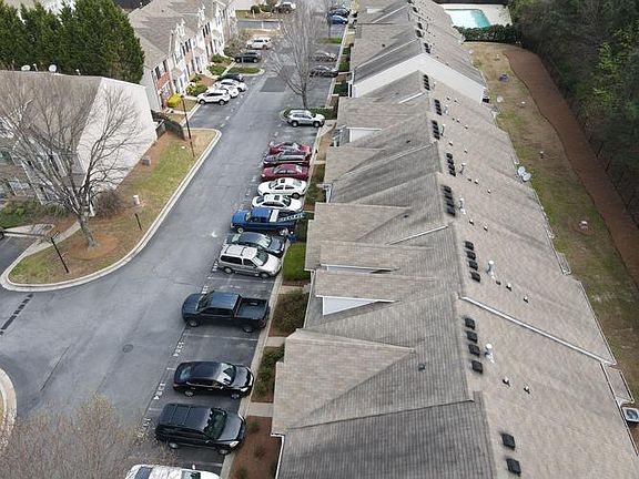 4th image of 1380 Penhurst Dr
