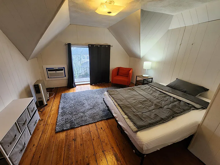 66 Brook St #2D — Photo 9