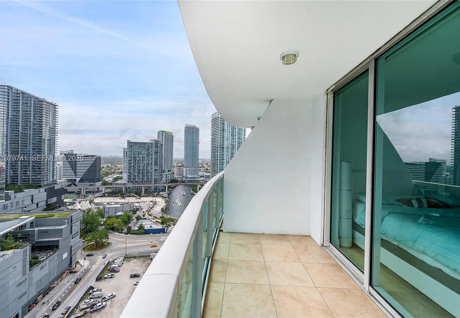Brickell On The River S T — Photo 2