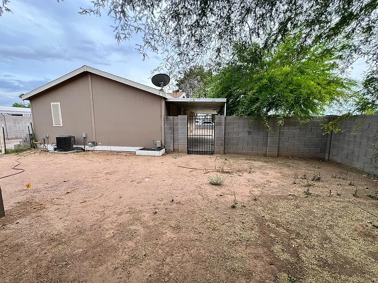 7826 E Juanita Ave — Photo 35