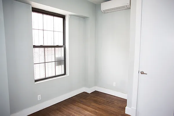 Rented by Brooklyn Group | media 11