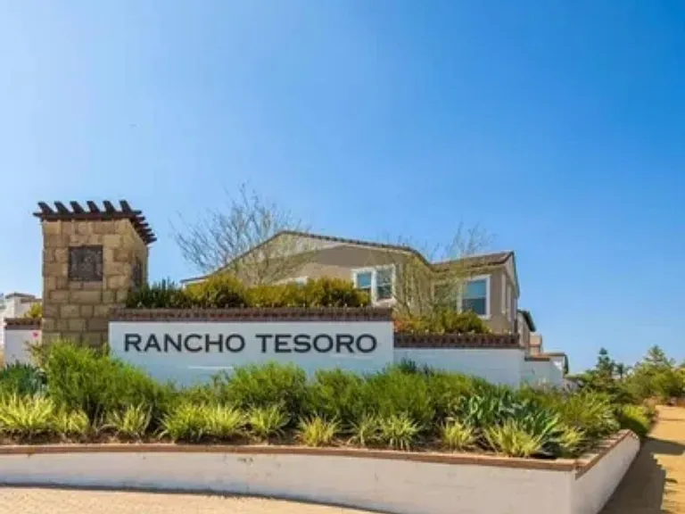 628 Gemstone Dr — Photo 6