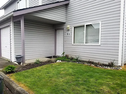 130 21st St SE Photo 1 130 21st St SE Photo 1