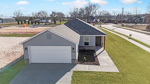 3204 E Ricky Dr Photo 1
