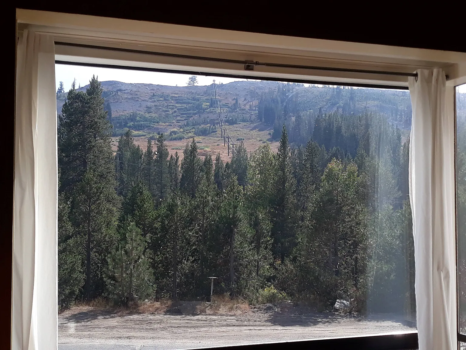 4 bed, 3090 sqft, $10,000 — Photo 4