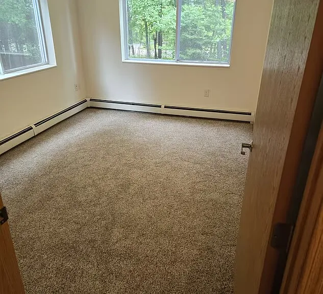 Lakewood Heights Apartments — Photo 15