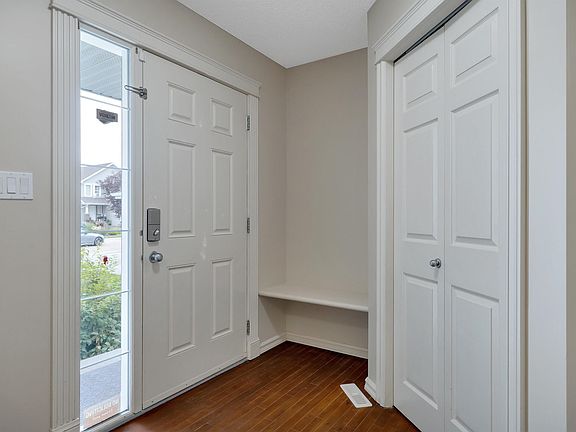 3rd image of 3080 Spence Wynd SW