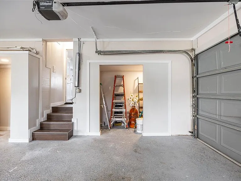 12756 Poinsettia Ave — Photo 33