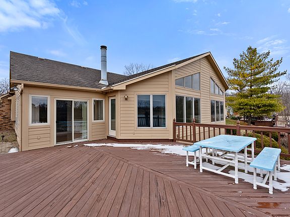 3rd image of 5565 Crystal Bay Dr W