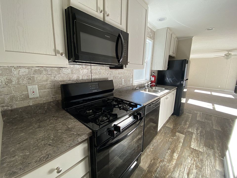 1st image of 14546 Mercury Dr #618