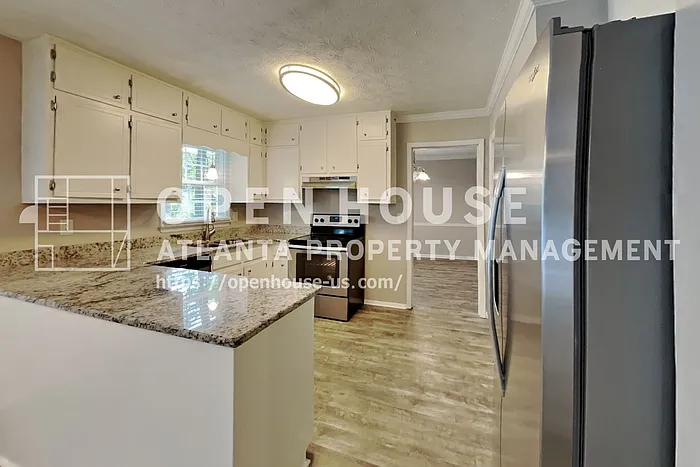 1308 Chesapeake Dr SW — Photo 7