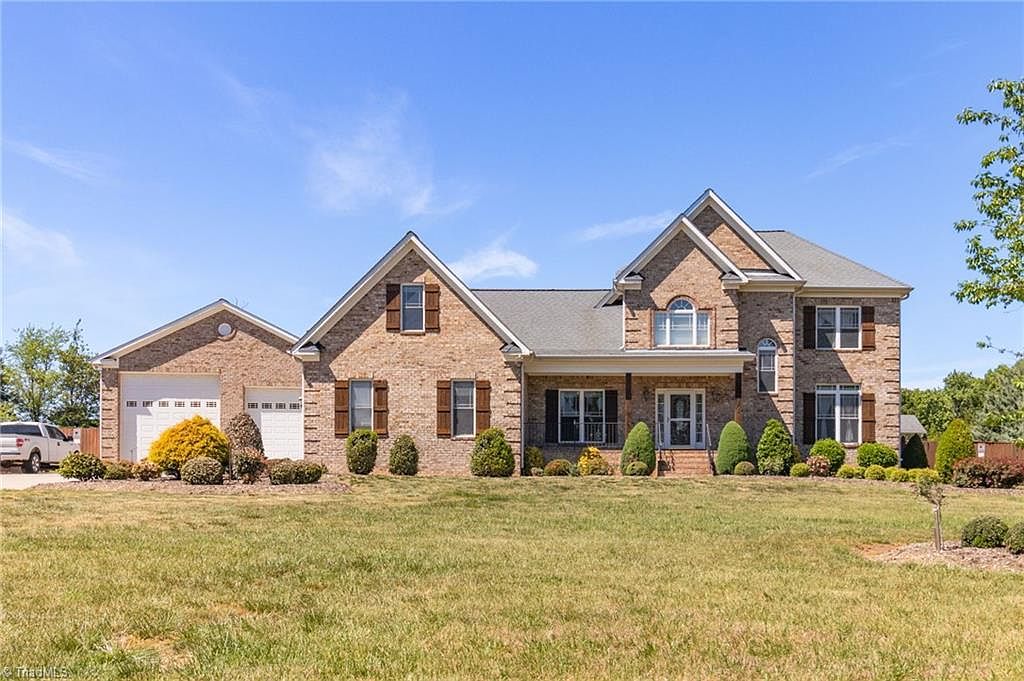 つよつよ 8204 Brotherstwo Rd, Colfax, NC 27235 | MLS #1216938 | Zillow