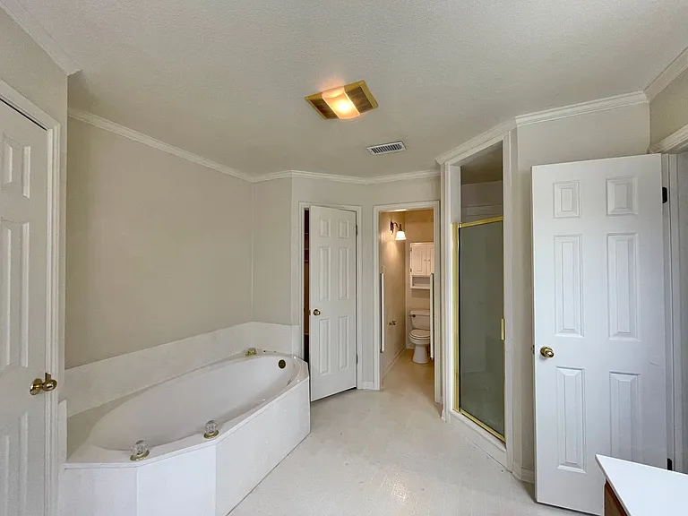 2404 Southport Dr — Photo 22